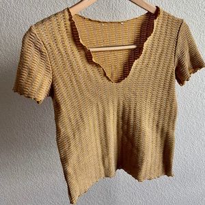 Metallic crop v neck top